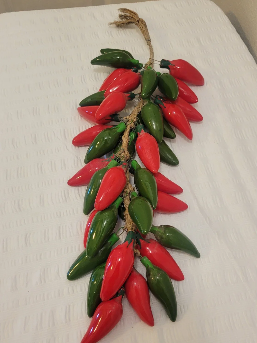 Ceramic Decorative Red & Green Chili Pepper Hanging Garland - Home Holiday